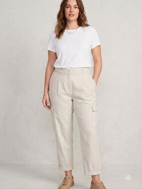 NWT-Old Navy Women's Beige Cargo Trousers